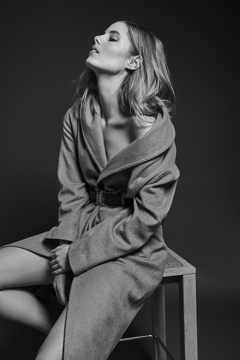 Nadine modeltest black and white by Alex Kipenko